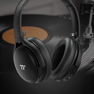 TaoTronics-Active-Noise-Cancelling-Bluetooth-Headphones-controls